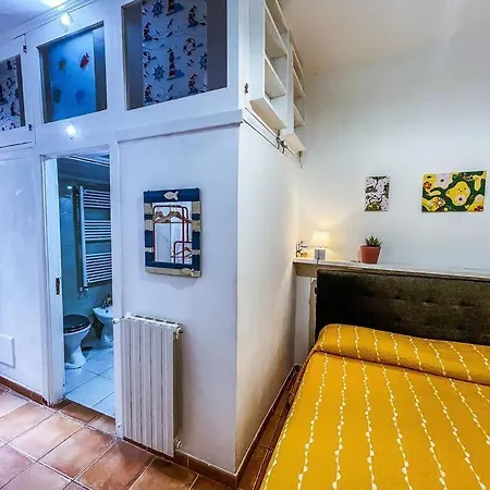 Apartment Casa In Centro A Formia